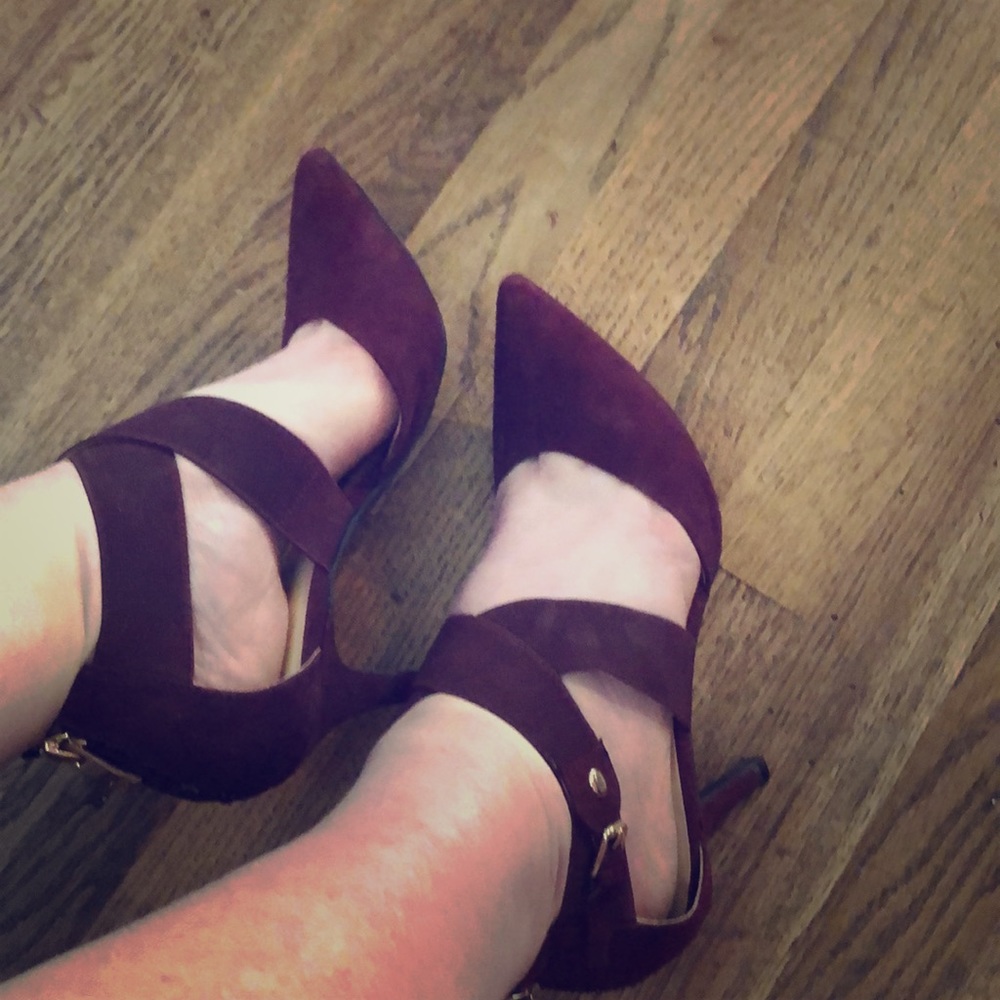 Liz Claiborne deep purple heels.